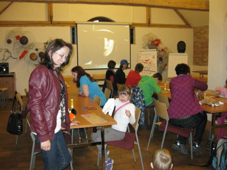 Výroba lampiónů - Hospodářský dvůr Bohuslavice - sraz Babyonline 2014