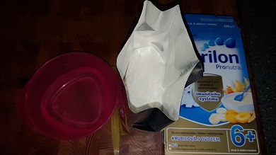 Nutrilon Pronutra kaše krupicová s ovocem