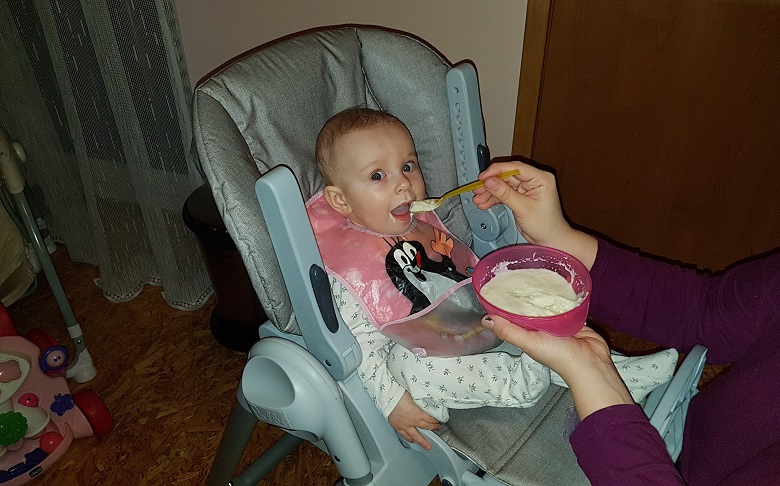 Nutrilon Pronutra kaše krupicová s ovocem
