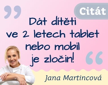 Dát dítěti ve 2 letech tablet nebo mobil je zločin!