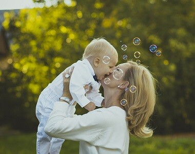 Cvičení a stimulace v prvním roce