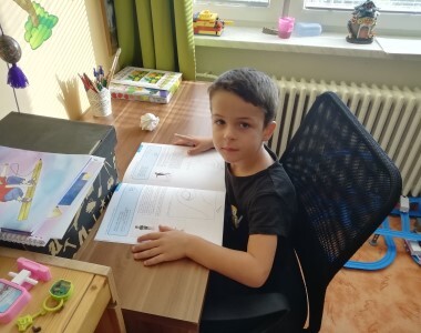 První třída klepe na dveře, jak se vede předškoláku Filípkovi?