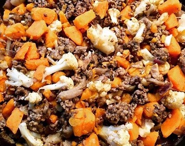 Recept na Hovězí na skořici a chili s hlívou, květákem a batáty