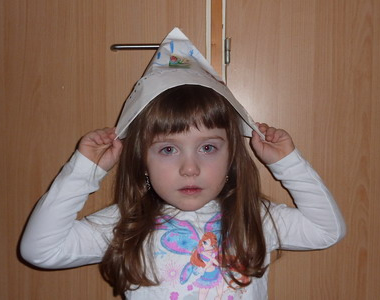 Hanička se těší na karneval