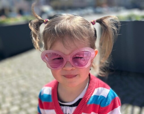 Báru ve 24. týdnu těhotenství trápí píchání v podbřišku