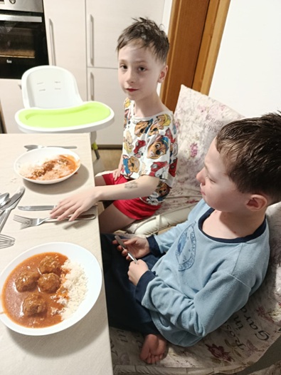 https://www.babyonline.cz/files/media/8lupsfmuwqbbisyrgwkxm686hd7aqtho.jpg