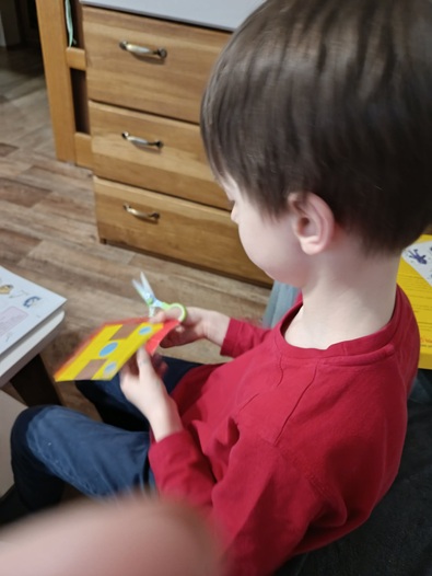 https://www.babyonline.cz/files/media/c2wcln3kj9uytyi1a4fbxarbpp1deh2w.jpg