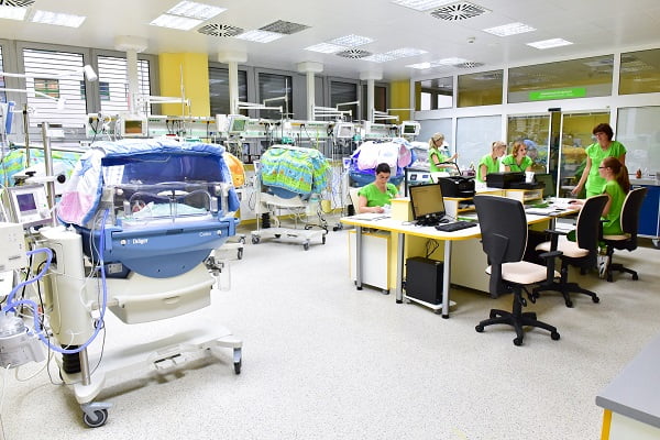 Nemocnice České Budějovice, a.s.Neonatologie – RES a Intermediární péče – operační sál