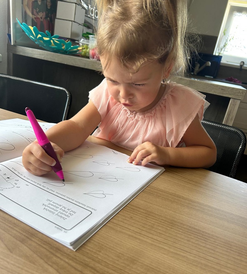 https://www.babyonline.cz/files/media/dwmbdpdijb6ws8td9bc8ypeqfuw33wtk.jpg