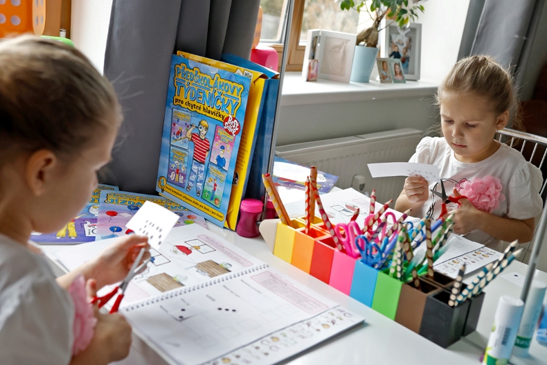 https://www.babyonline.cz/files/media/f49k1g8b9q4csmnsozhcitnyzv3eowea.jpg
