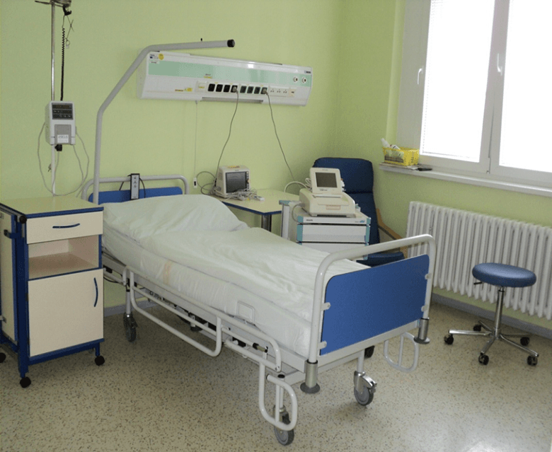 Nemocnice Šternberk, Středomoravská nemocniční a.s. Člen skupiny AGELObservační pokoj porodního sálu