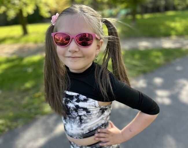 Náhledový obrázek pro článek Sluneční brýle Suavinex mají perfektní vychytávku a krém SPF30 skvěle chrání!