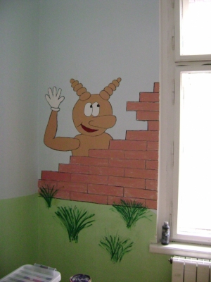 54586