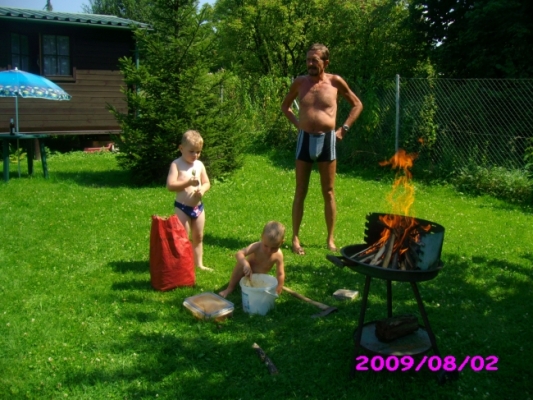 77608