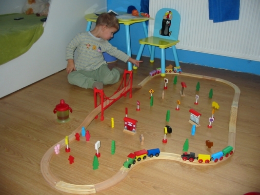 46596