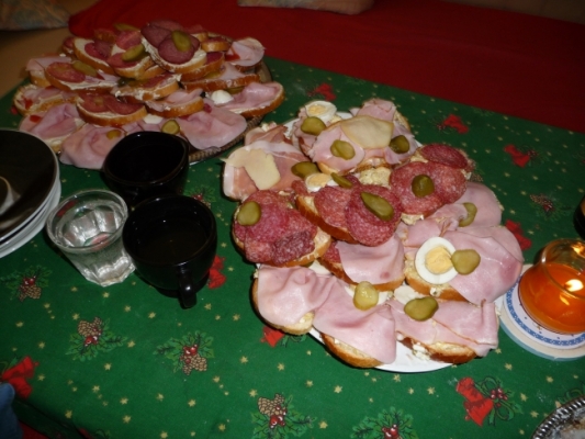 97324