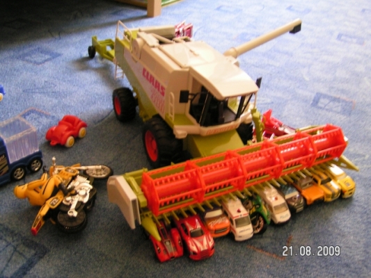 79041