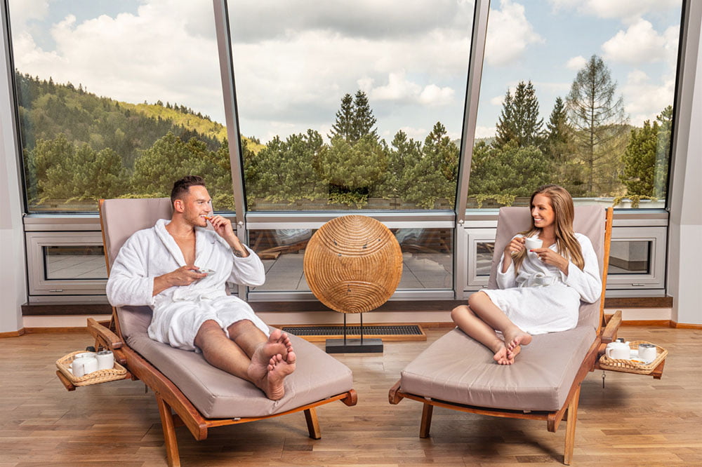 Resort Valachy zve na michelinskou večeři, kurz etikety i saunové rituály