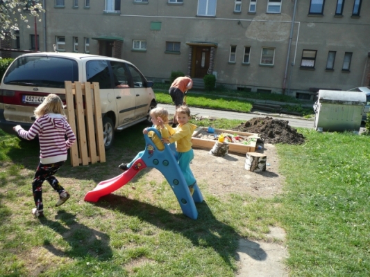 54067