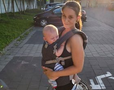 Bolest rukou a zad už mě díky nosítku Ergobaby netrápí