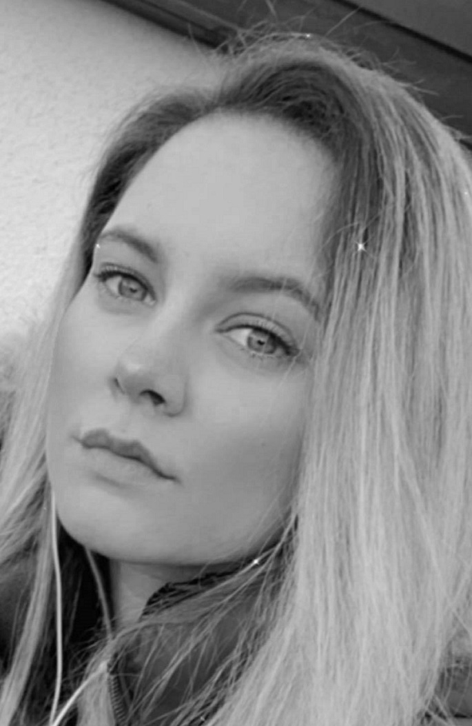 MUDr. Elena Peschoutová