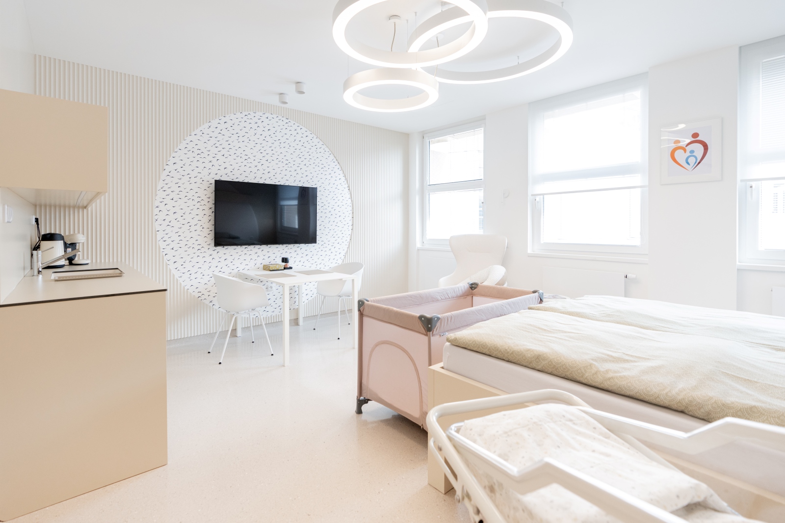 NH Hospital, a.s., Nemocnice HořovicePoporodní apartmán