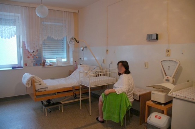 Nemocnice Boskovice, s.r.o.Nadstandardní pokojPo porodu může být maminka s dítětem ubytována na nadstandardním pokoji Oddělení šestinedělí.