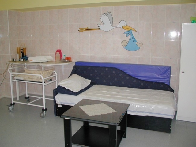 Nemocnice Kladno, a.s.2. porodní sálZde může být maminka i se svým doprovodem