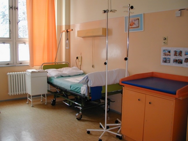 KKN, a.s., Nemocnice v Karlových VarechPooperační pokojPokoj pro maminky po porodu císařským řezem