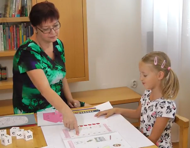 Poznávání číslic do 5, určování stejného počtu na dvou obrázcích